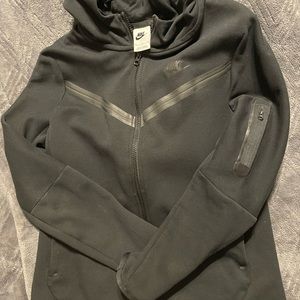 Nike tech jacket - boys XL black